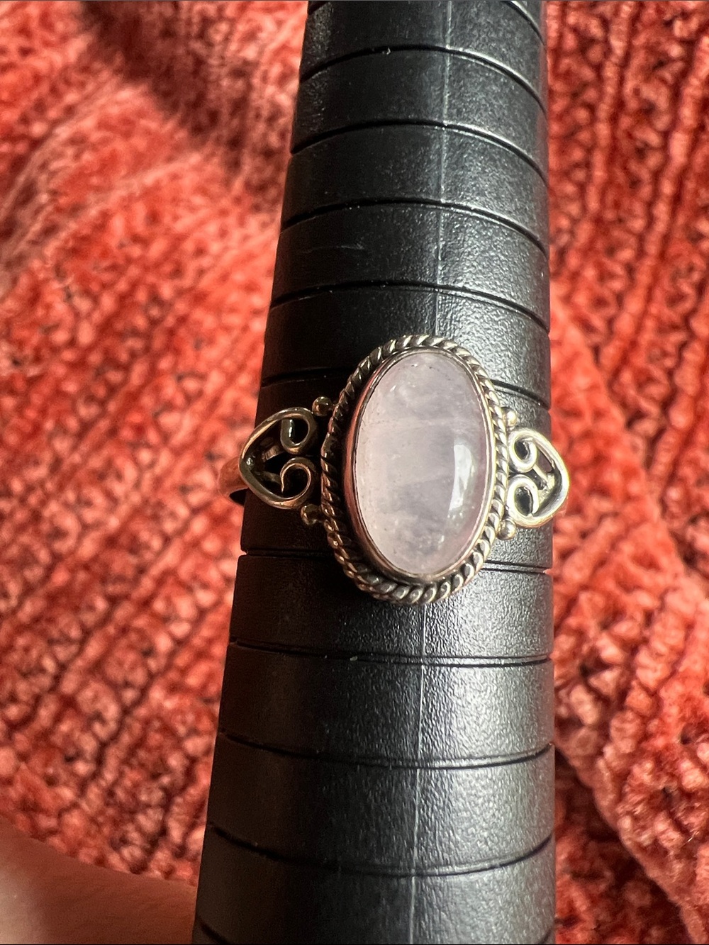 Sterling Silver Rose Quartz Oval Ring - Pink Gemstone - Picture 3 of 9